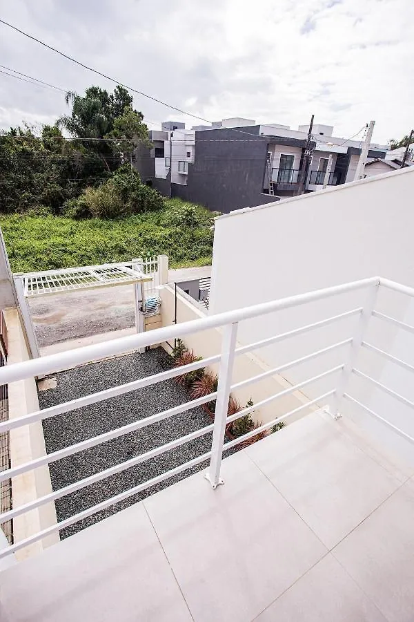 Дом отдыха Completa Casa Apenas 700M Da Praia Itajuba  Бразилия