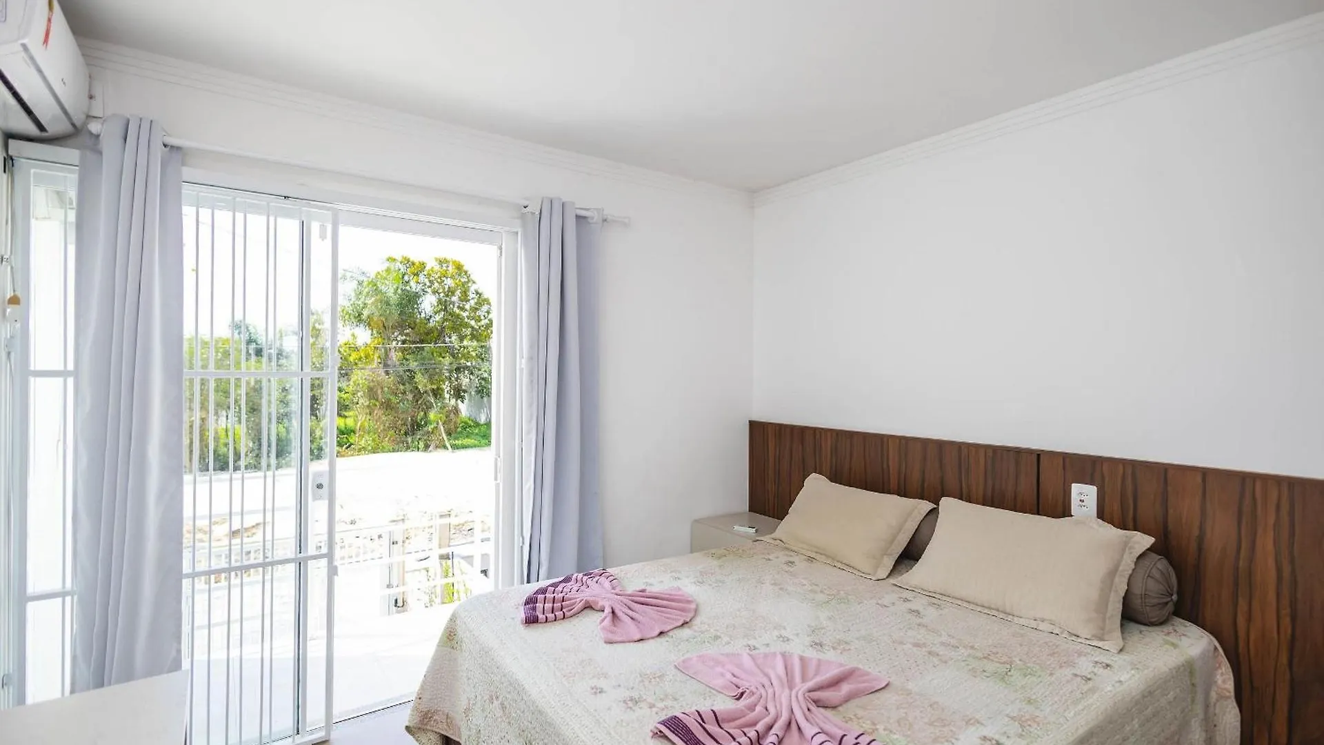Completa Casa Apenas 700M Da Praia Itajuba  0*, Itajuba (Santa Catarina)